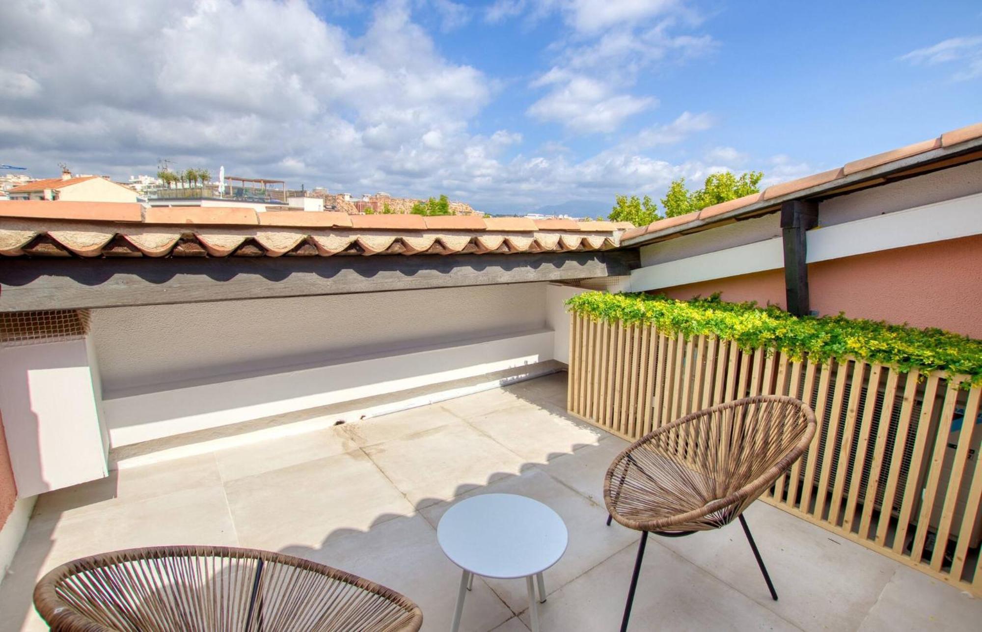 Duplex Vieil 3 Parking Avec Vue Wifi - Limestay * Antibes